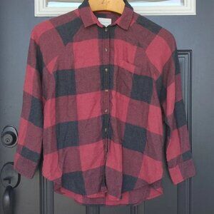 American Eagle Women's buffalo plaid oversized brushed flannel shirt size small